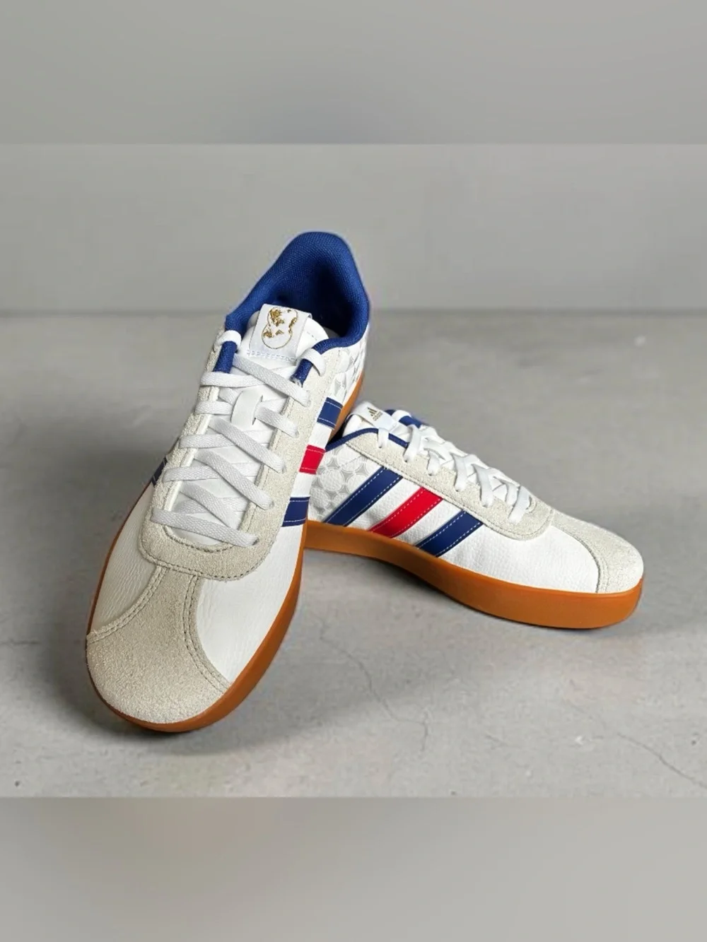 Adidas VL COURT 3.0 “World Cup” Gradeschool Size 6Y ( Fits Size 7 Women)